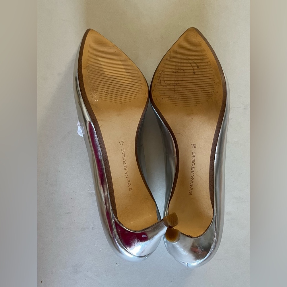 Banana Republic Shiny Silver Heels - Picture 6 of 6